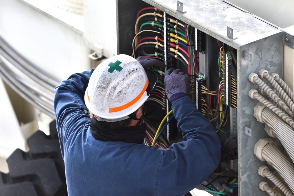 丸恵電気株式会社